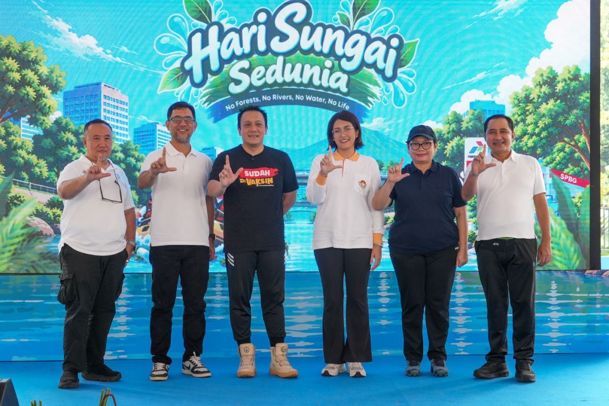 Deputy Environment Minister Supports Ciliwung River Greening to Control Erosion