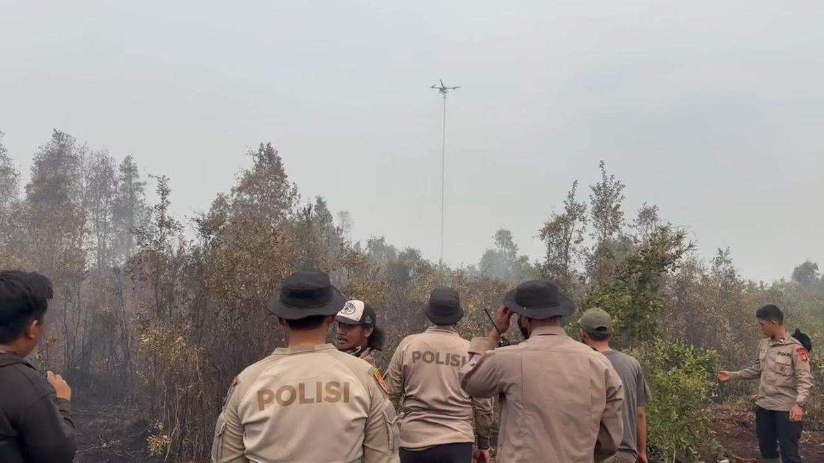 Police Utilise X-Fire Drones to Extinguish Forest Fires in OKI, South Sumatra