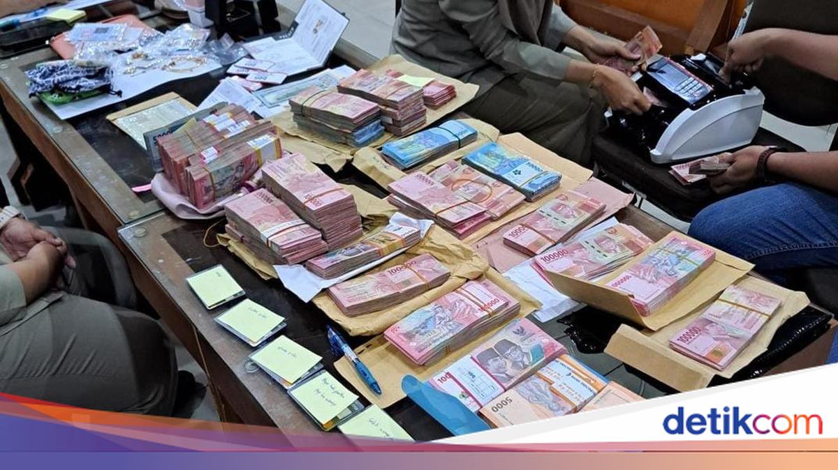 KPK Discovers Holding Accounts During Search of East Java BPN Regional Office