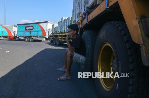 ASDP Reveals Factors Behind Long Congestion at Ketapang Port