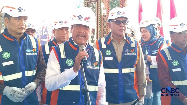 Confirmed: Trenggono Relocates Fishing Port from Benoa to PPN Pengambengan