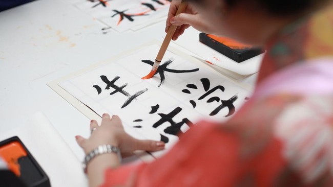 Surge in Foreign Workers: Japanese Language Test Registrations Explode Amidst Increasing Difficulty