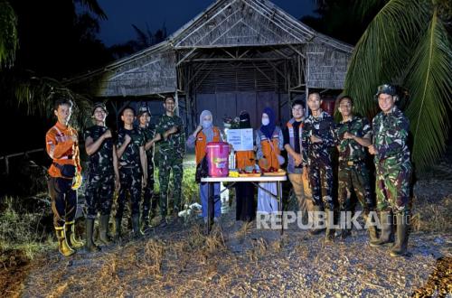 Rumah Zakat Establishes Refreshment Post to Support Forest and Land Firefighters in Pandahan