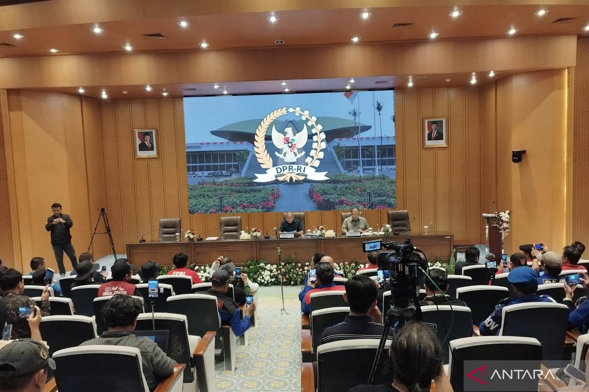 House of Representatives targets completion of Labour Protection Bill by 8 October