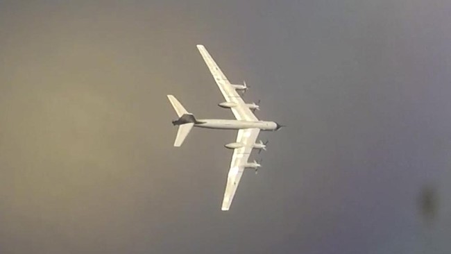 Russian Nuclear Bomber Crashes, 6 Crew Members Killed