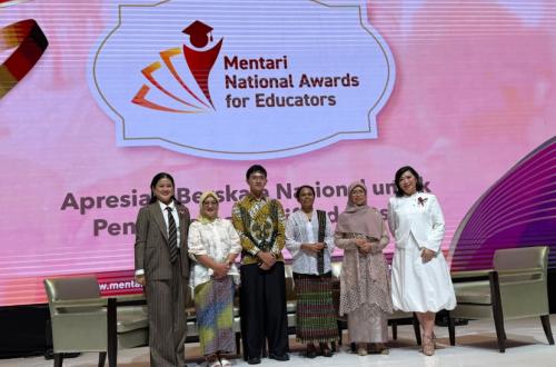 20 Educators Receive Awards for Learning Innovations