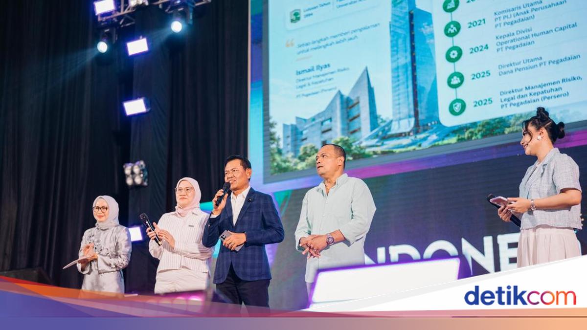 Director of Pegadaian Motivates Andalas University Students Regarding Career Development