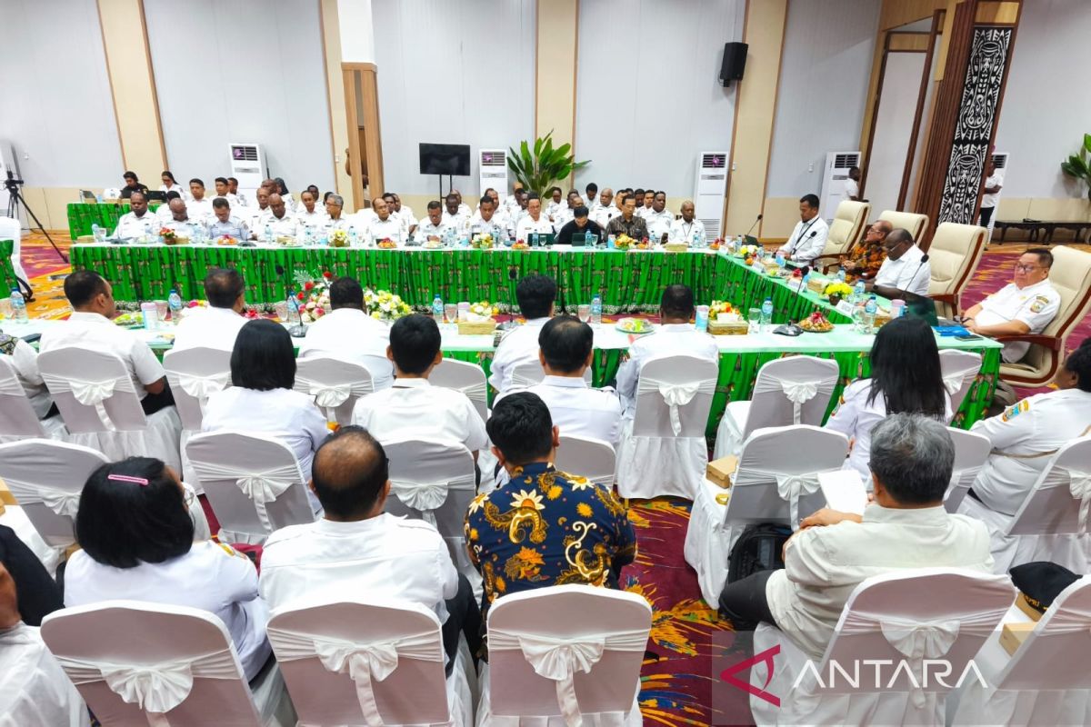 Roads to Schools Funded by Central Papua Special Autonomy Funds to be Marked