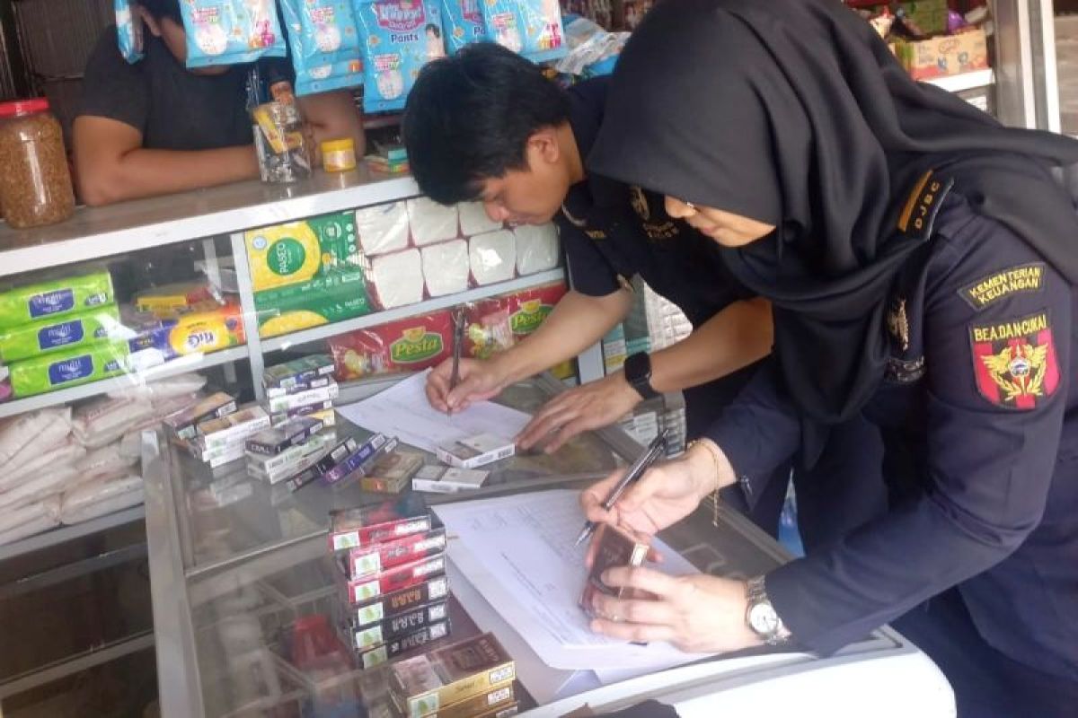 House of Representatives Member: Ban on Tobacco Additives Requires Careful Study