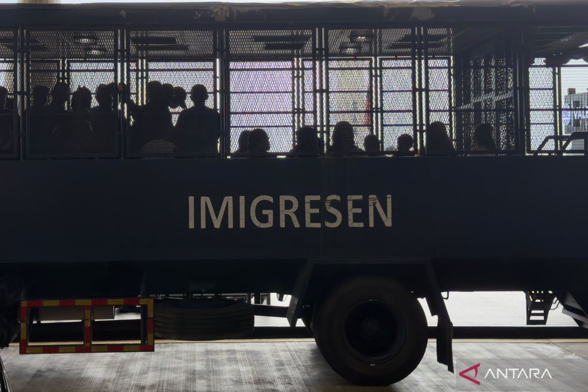 From labor demand to higher-value work for Indonesian migrants
