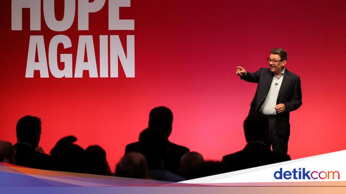 Amidst Crisis, UK PM Proposes Shift in Political Direction
