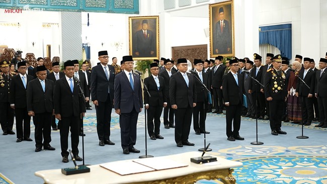 Luky Alfirman Officially Appointed as Deputy Finance Minister for 2026-2029