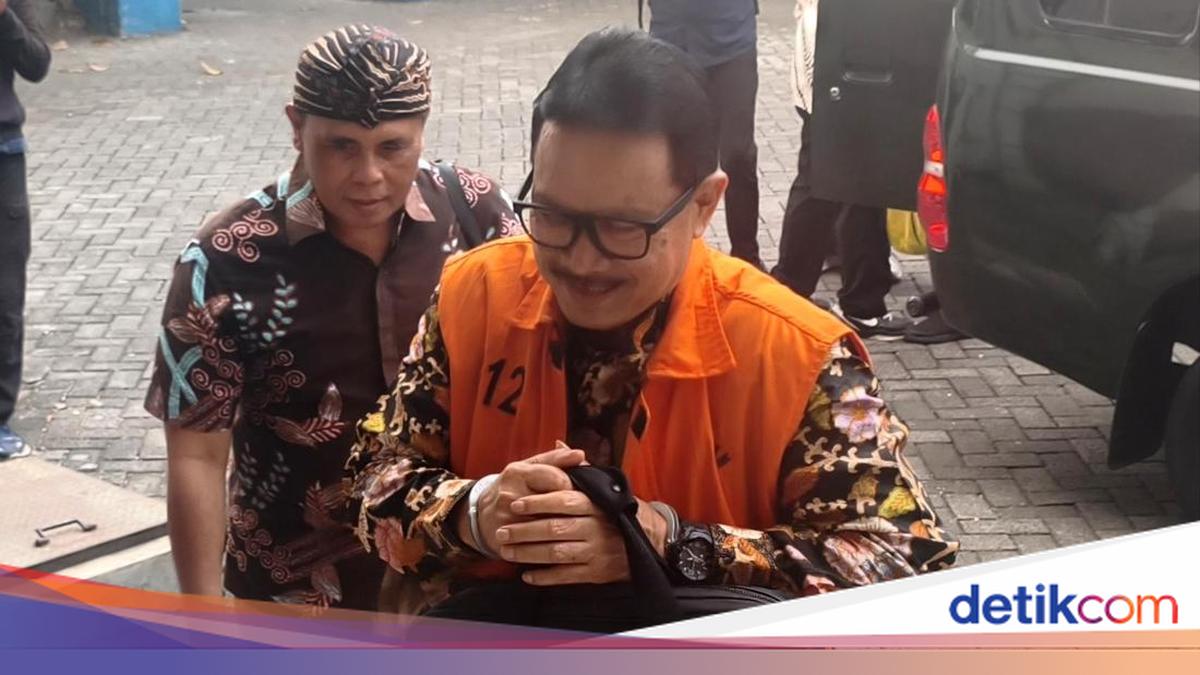 KPK Raids Madiun Trade Office and Finance Agency Over Mayor Maidi's Money Laundering Allegations