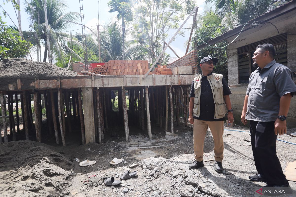 West Aceh Regency Constructs 10 Stilt Houses for Flood Victims