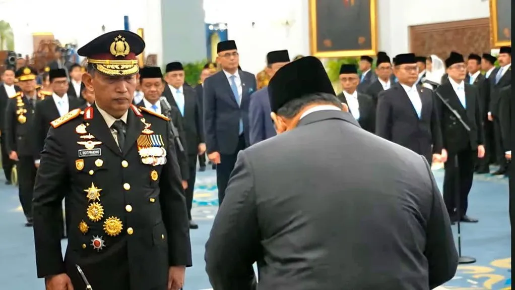 Prabowo's 7th Cabinet Reshuffle: Pratikno Removed, Listyo Sigit Promoted