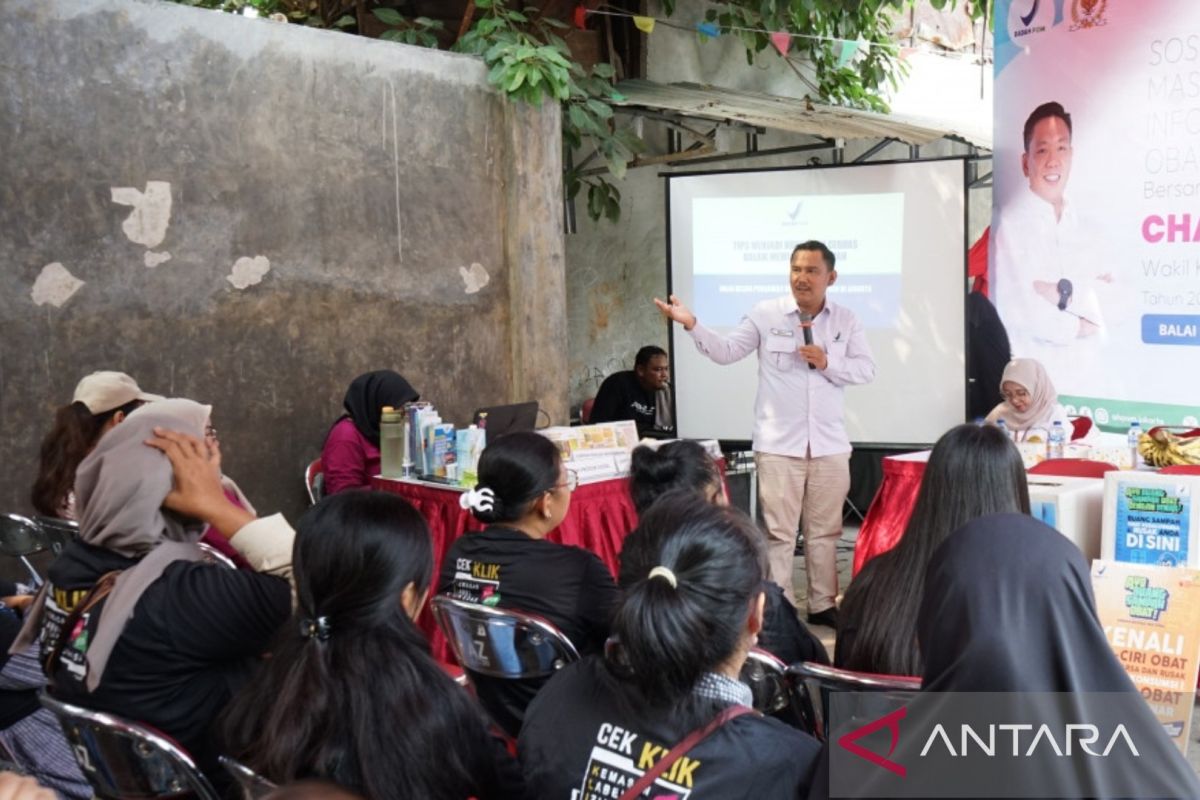 BPOM Educates Ancol Residents on Safe Medicine Usage