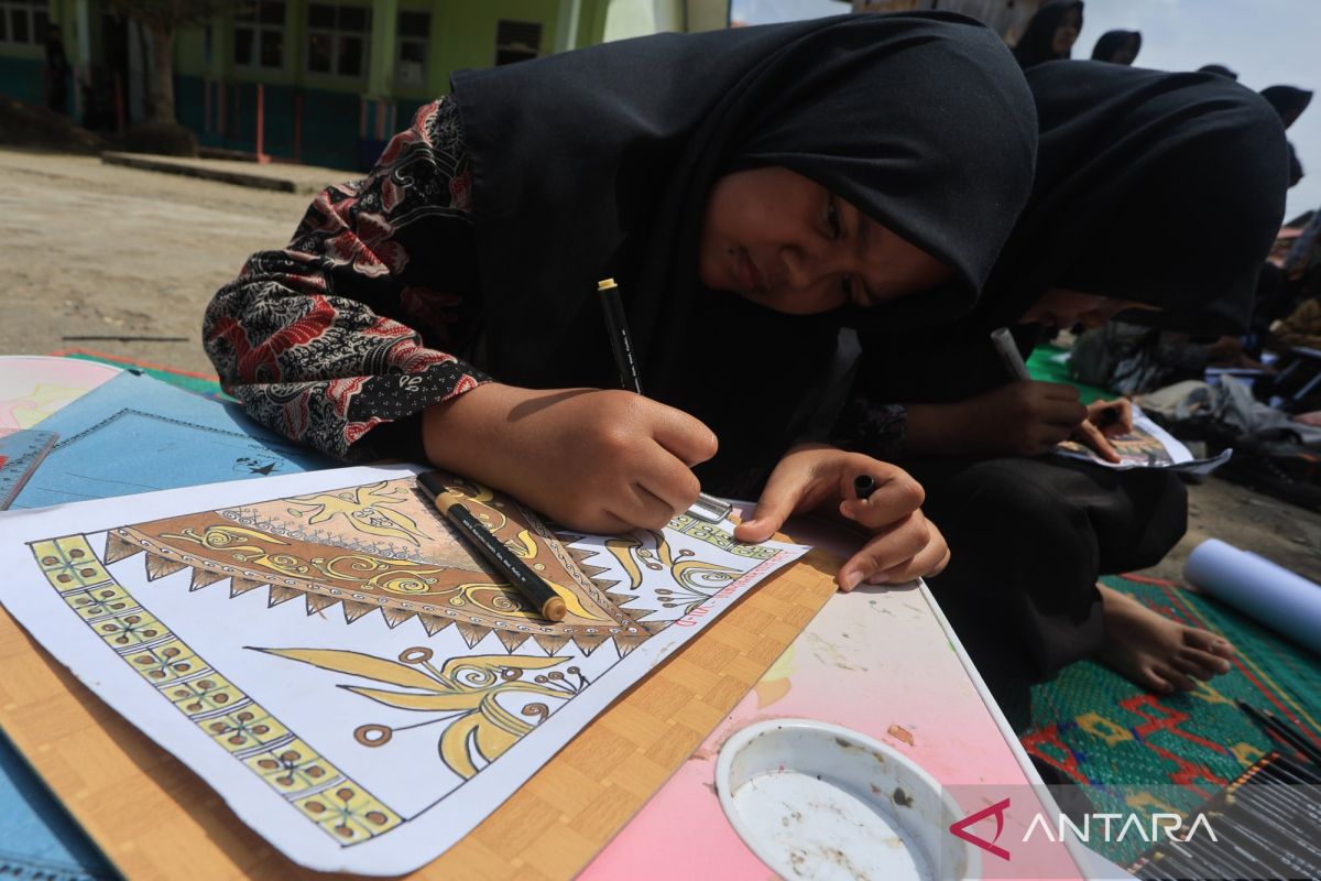 2 October is National Batik Day: Its History and Significance