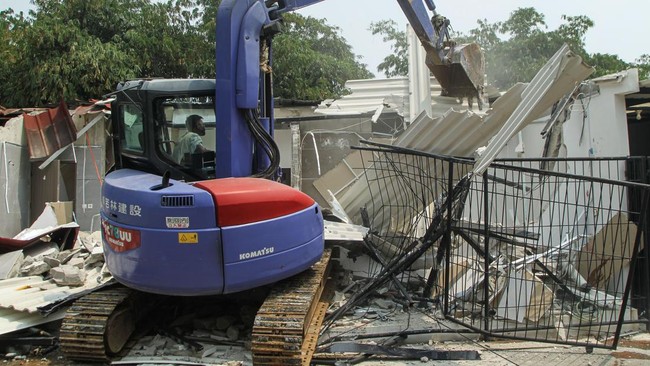 The Commercialisation of Power and the Demolition of Luxury Housing in Cibinong Prison