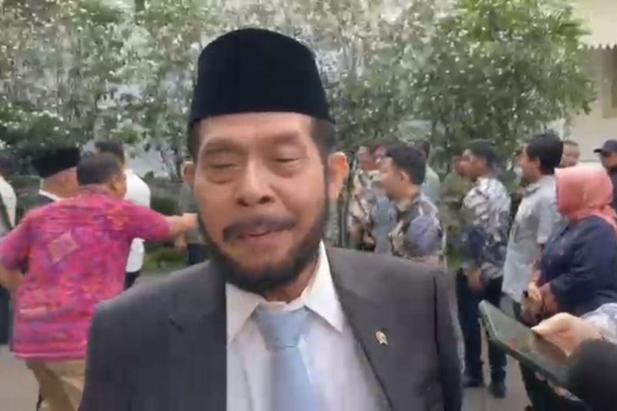 Presidential Advisory Council Member Anwar Usman Asserts Commitment to Constitutional Mandate
