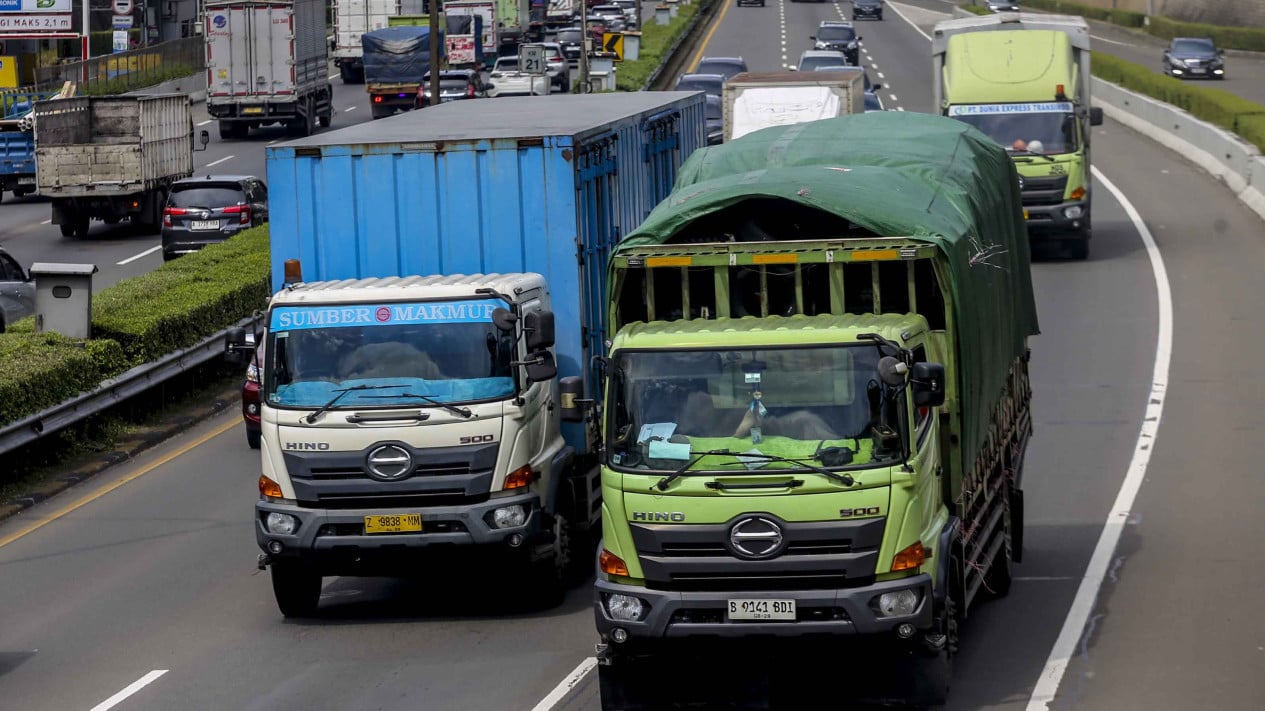 Overweight Trucks Under Scrutiny, Ketapang Port Congestion Must Not Recur
