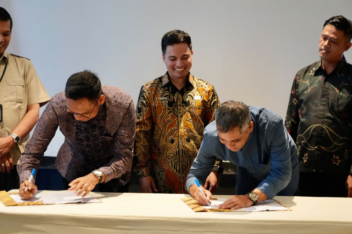 Contractors in Aceh Agree to Purchase Production from Community Oil Wells