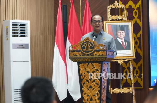 158,429 General Legal Administration Service Applications Fail to Meet Requirements