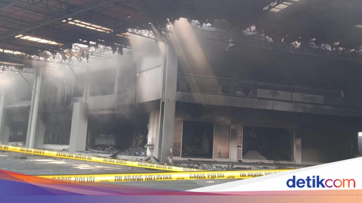 Mystery Surrounds Fatal Fire at Trans Home Store in Sleman