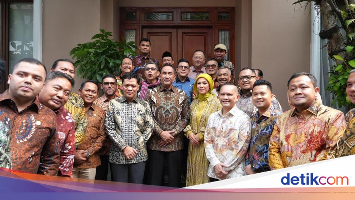 DPR Commission III Visits National Police Chief General Suyudi