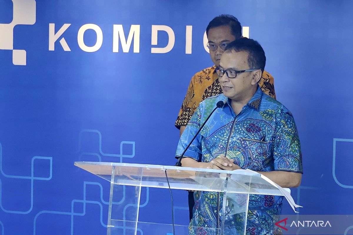 Indonesian govt sets up complaint channel for data plan protection