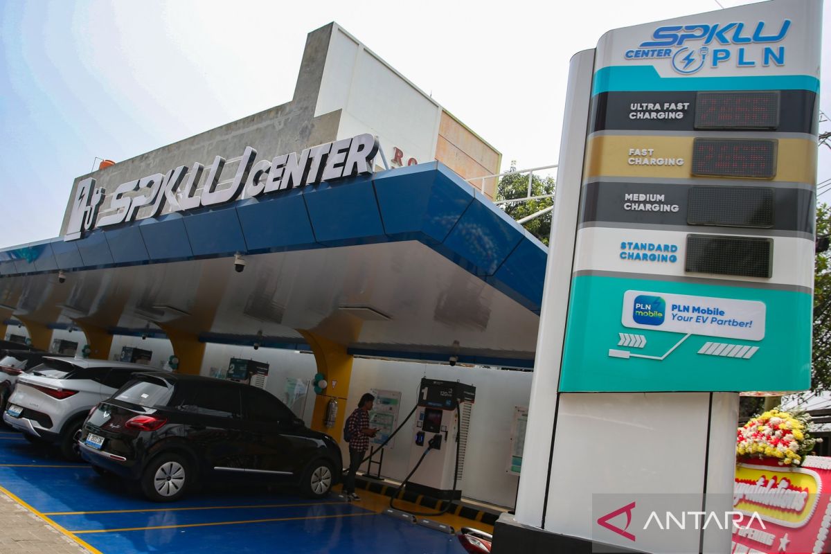 Etiquette for Charging Electric Vehicles at Public Charging Stations
