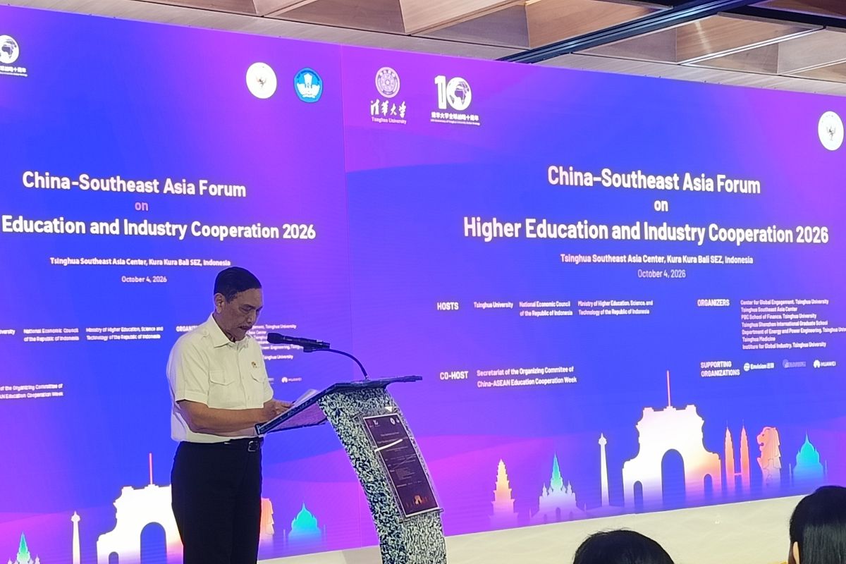 Luhut invites Tsinghua University to develop AI research in Bali this year
