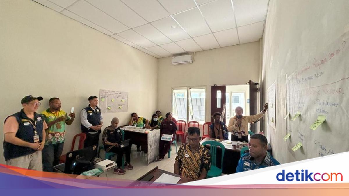 UI Expedition Team Assists in Digitising Patient Referral Processes in Teluk Wondama