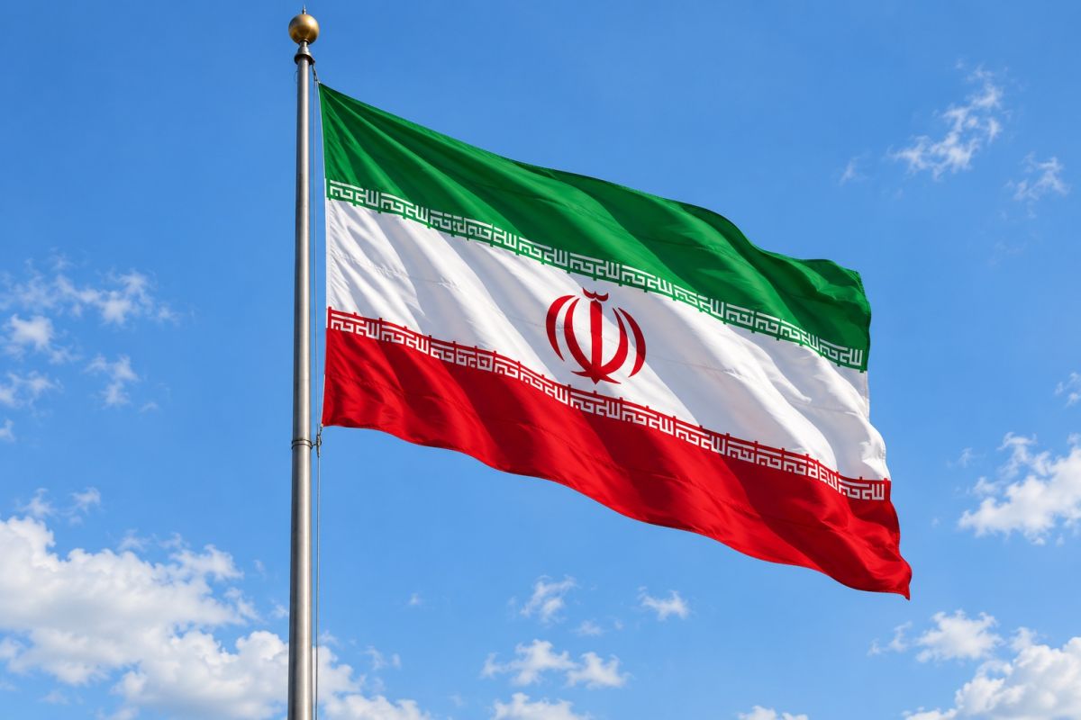 Iran asserts Tehran is prepared to fight or negotiate