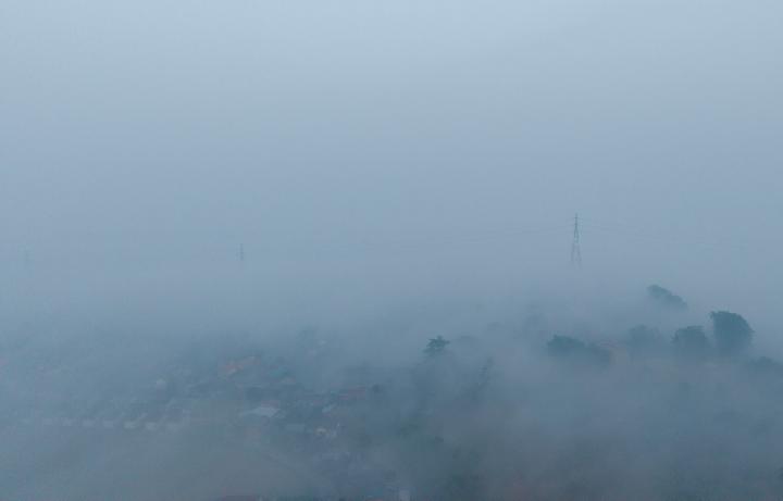 BMKG: Air Quality Crosses Hazardous Level in Palembang