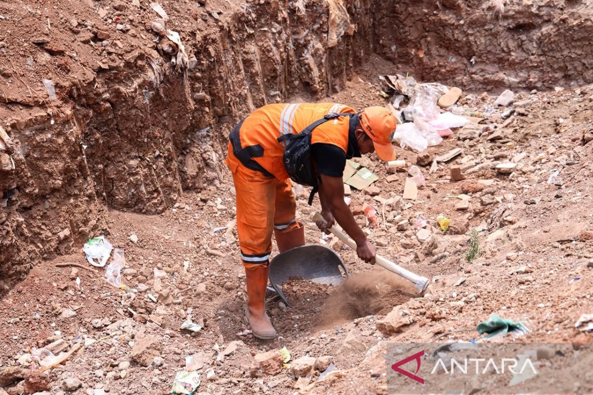 Petamburan Sub-district Processes Household Organic Waste Using Teba Method