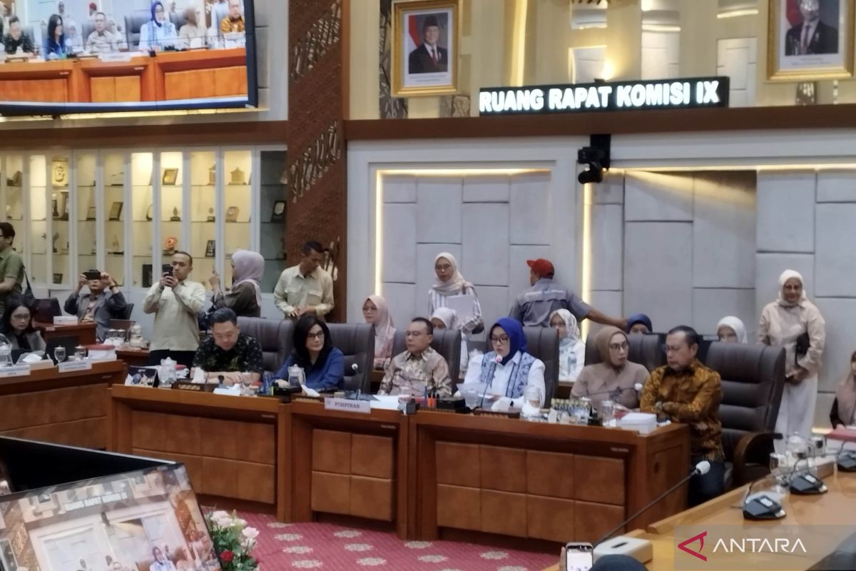 Dasco leads decision-making process for Labour Protection Bill