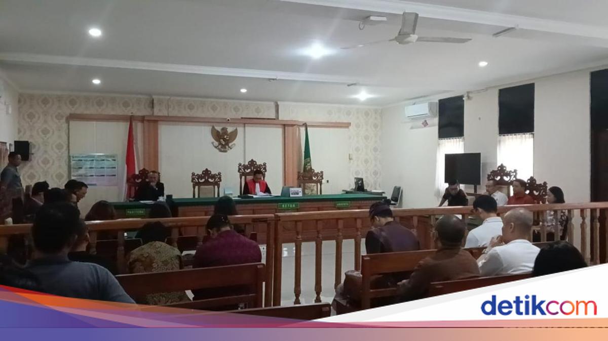Former Bali BPN Head Files Second Pre-trial Motion in Denpasar
