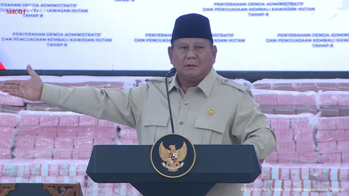Prabowo Recounts Attempts to Bribe Him