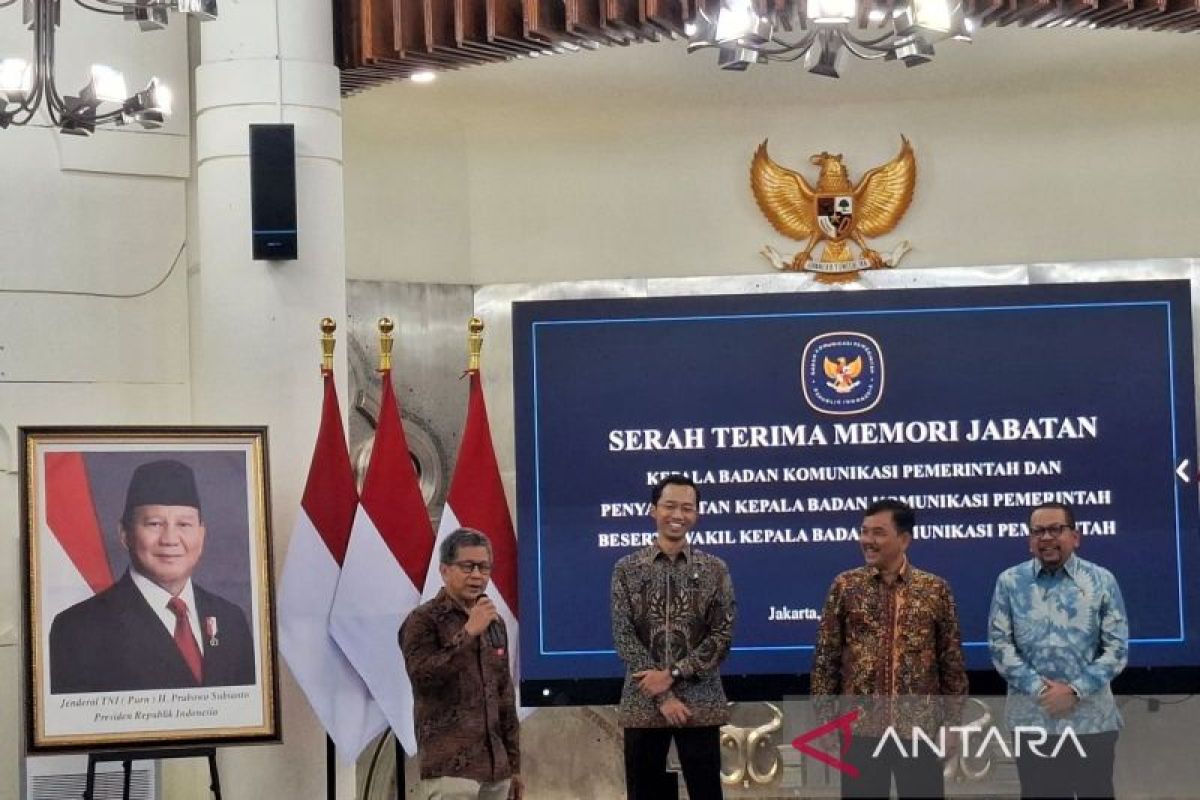 Rocky Gerung: Government communication must address public perception