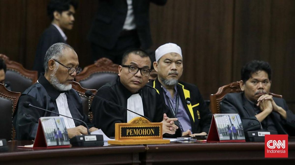 Denny's Camp: Gibran Cannot Run in Future Presidential Elections Unless via 'Package C' Equivalence