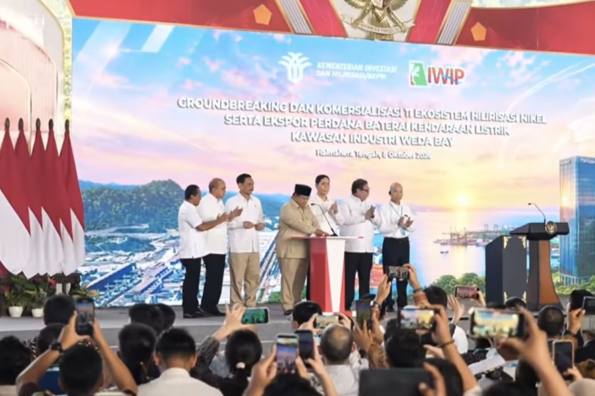 Indonesia launches 11 industrial projects worth US$10.2 billion