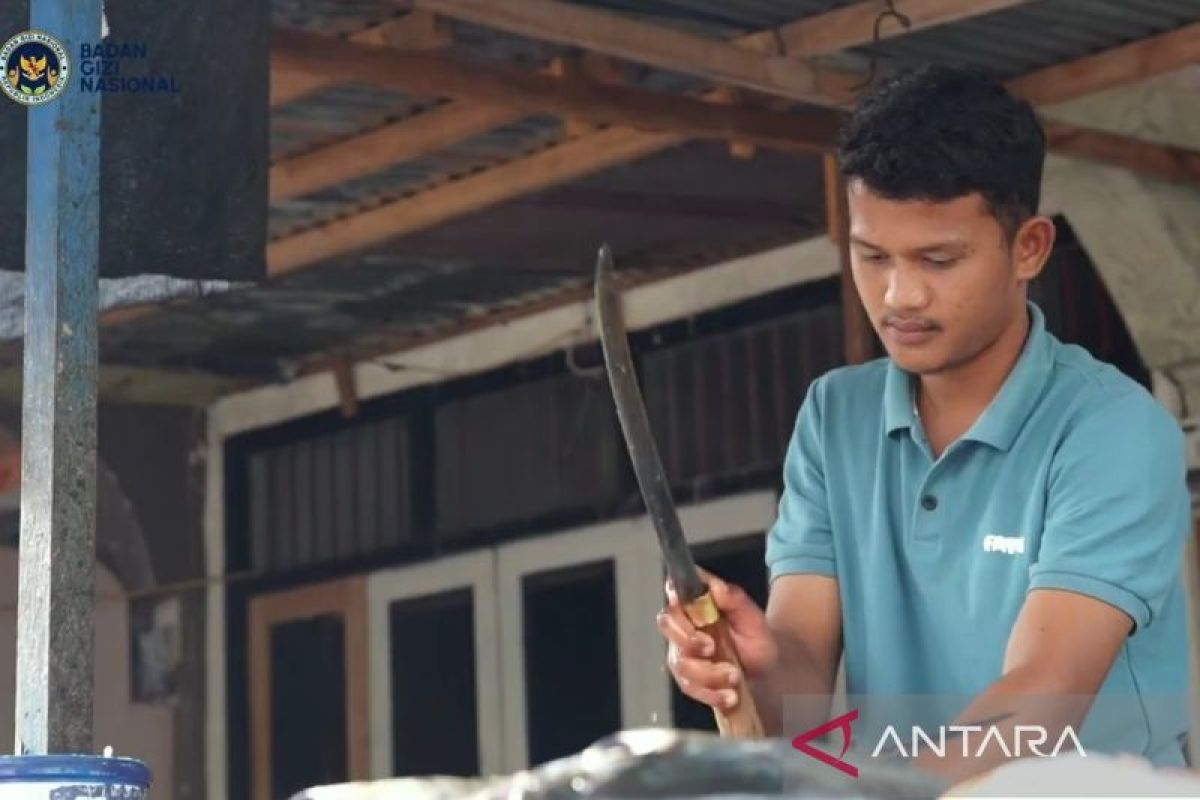 Free Nutritious Meals Programme Stabilises Incomes for Fish Traders in Aceh