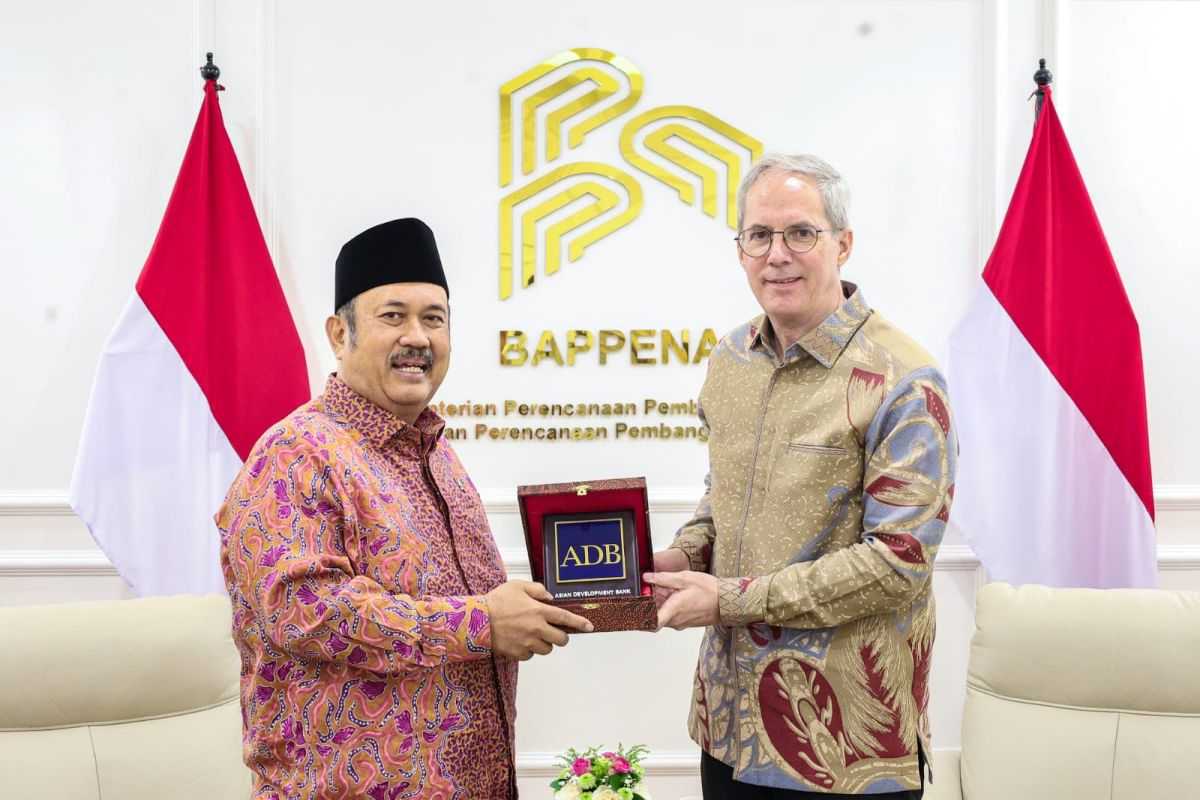 Indonesia seeks stronger ADB support for human capital development
