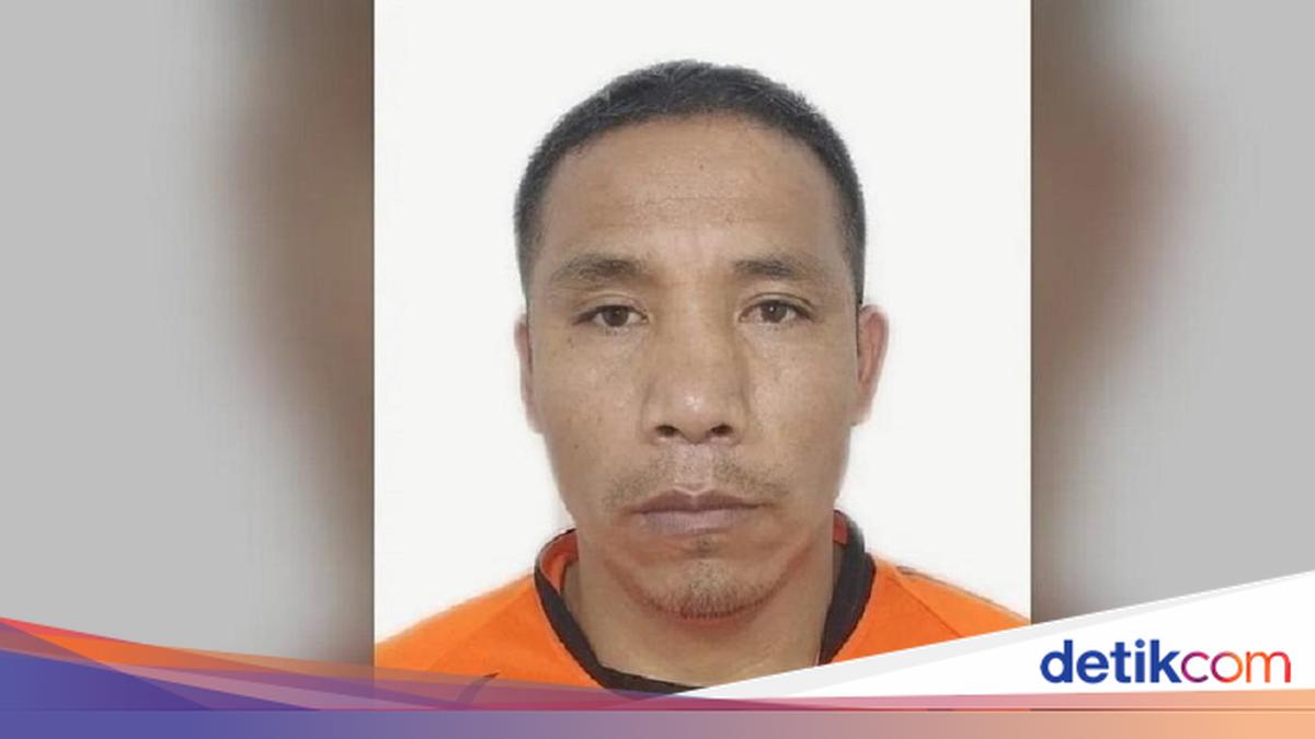 Hitler Mussolini Elected Mayor in Peru