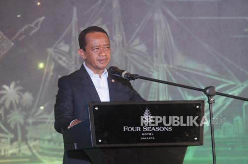 Bahlil Moves Quickly to Address Power Cuts in Batam