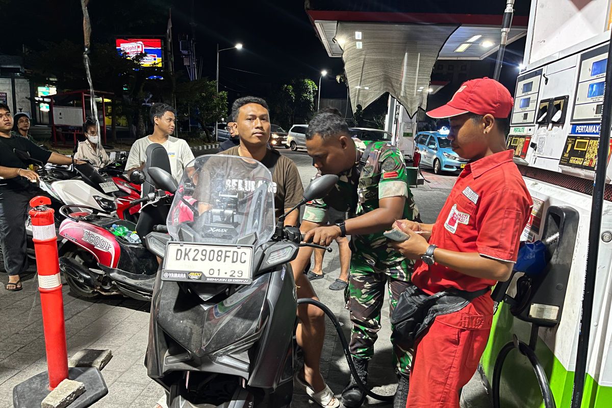 Udayana Military Command Helps Pertamina Secure Fuel Distribution