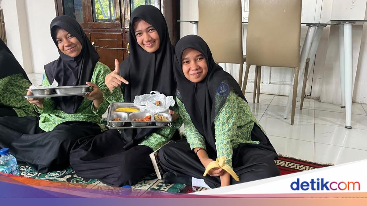 Students at Banda Aceh Special School Enjoy Free Nutritious Meals, Leave Notes Requesting Menu Items