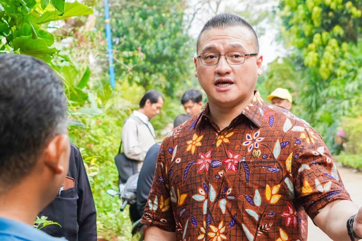 Jakarta Legislator Urges Caution over Haze Information to Avoid Public Panic