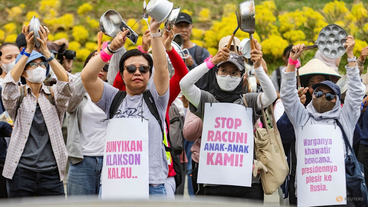 Prabowo’s allies distance themselves from flagship free meals programme