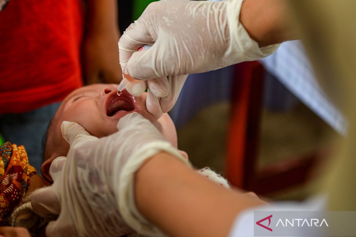 Keeping Indonesia Polio-Free
